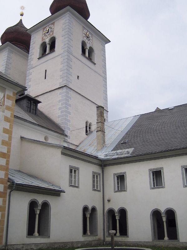 Biforium w klasztorze w Millstatt